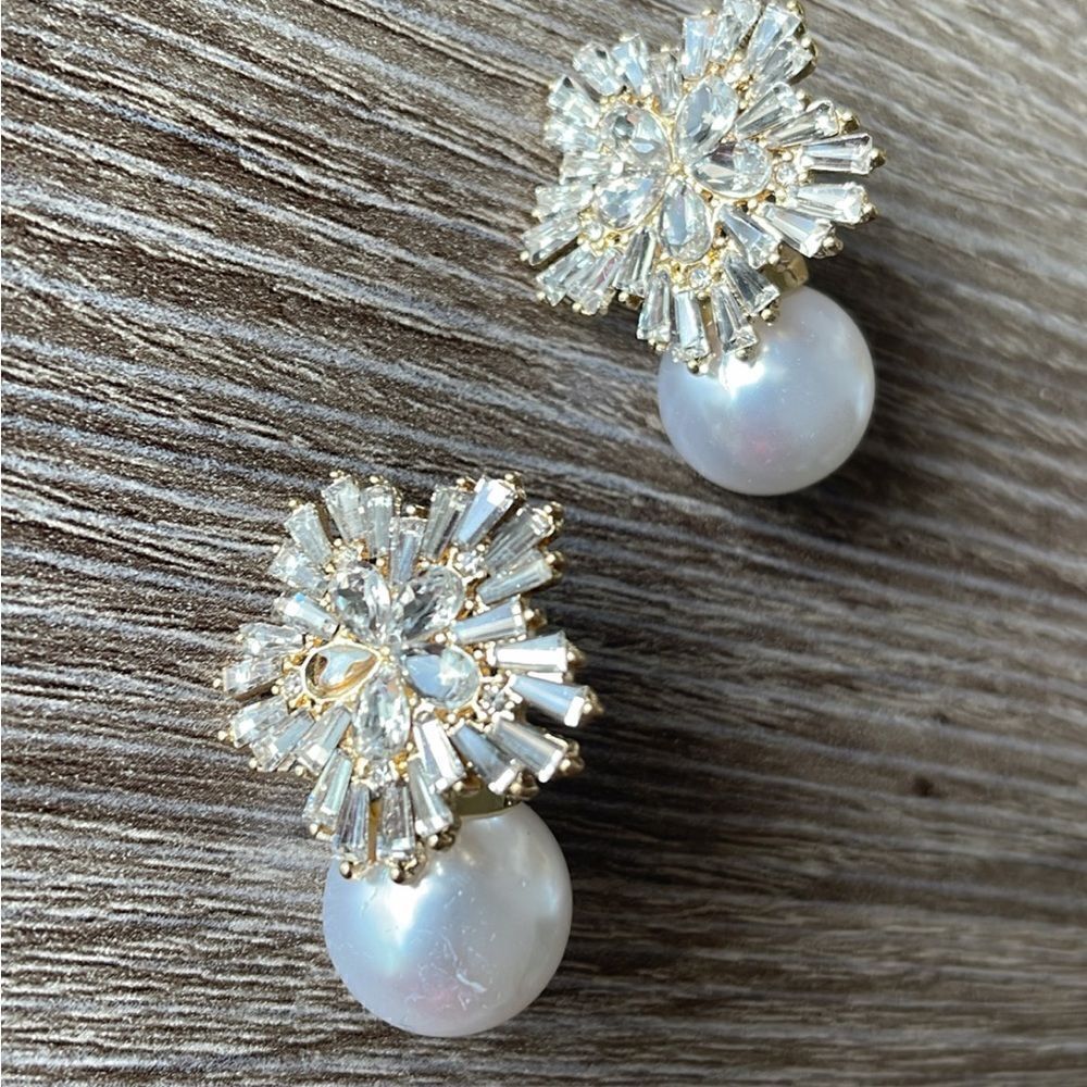 Pearl statement earrings A286 - Picture 3 of 5